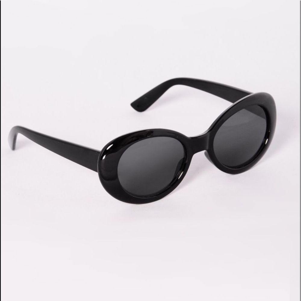 Black sunglasses